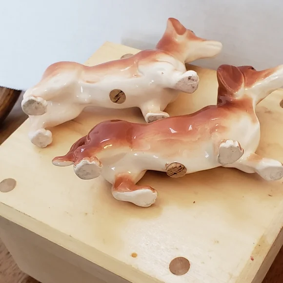 Vintage Dachshund Salt & Pepper Shakers - Picture 5 of 7